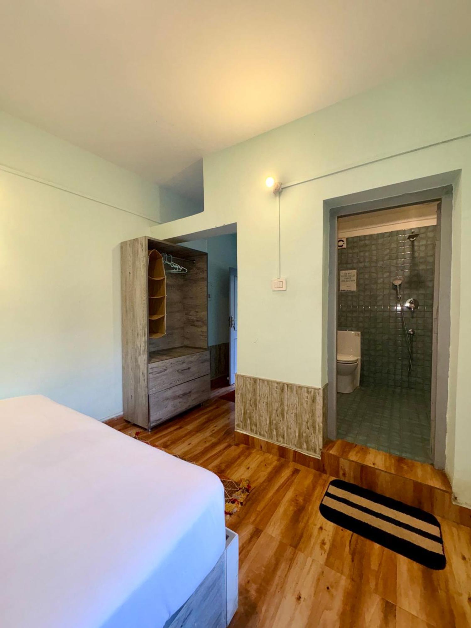 Eevolve Dharamkot - An Eco Hostel McLeod Ganj Esterno foto
